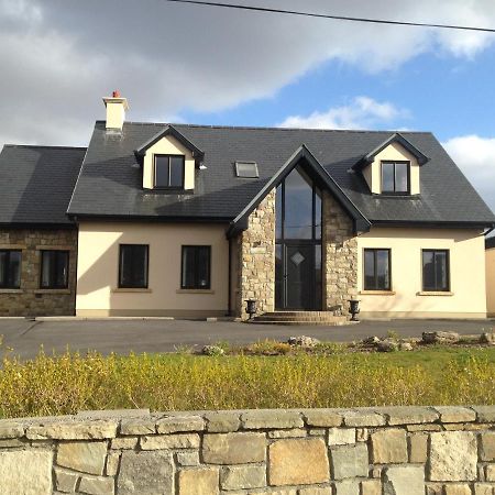 مبيت وإفطار ريسيس Railway View - Connemara المظهر الخارجي الصورة