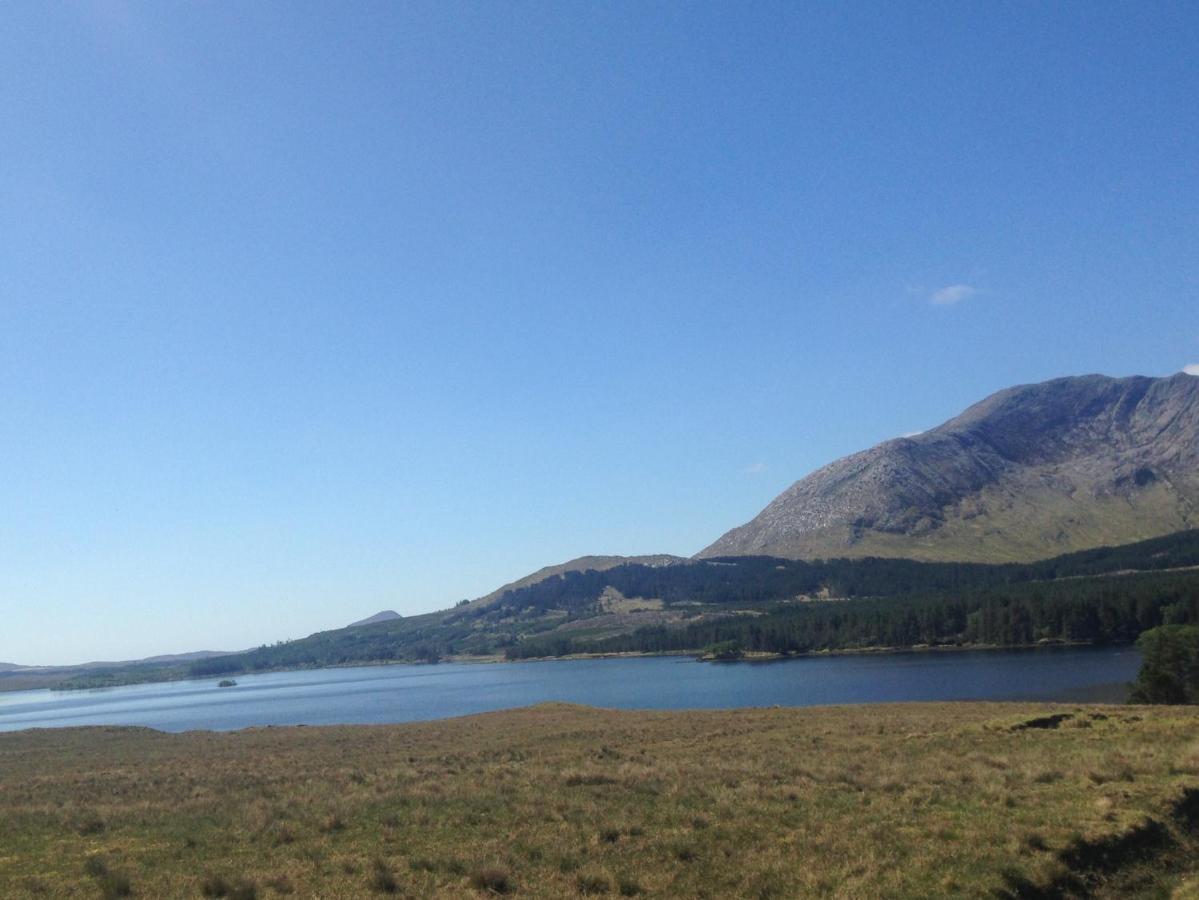 مبيت وإفطار ريسيس Railway View - Connemara المظهر الخارجي الصورة