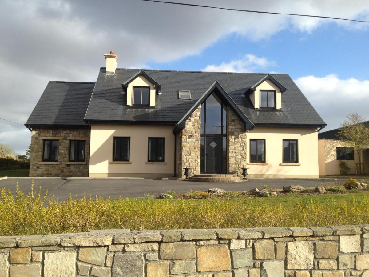 مبيت وإفطار ريسيس Railway View - Connemara المظهر الخارجي الصورة