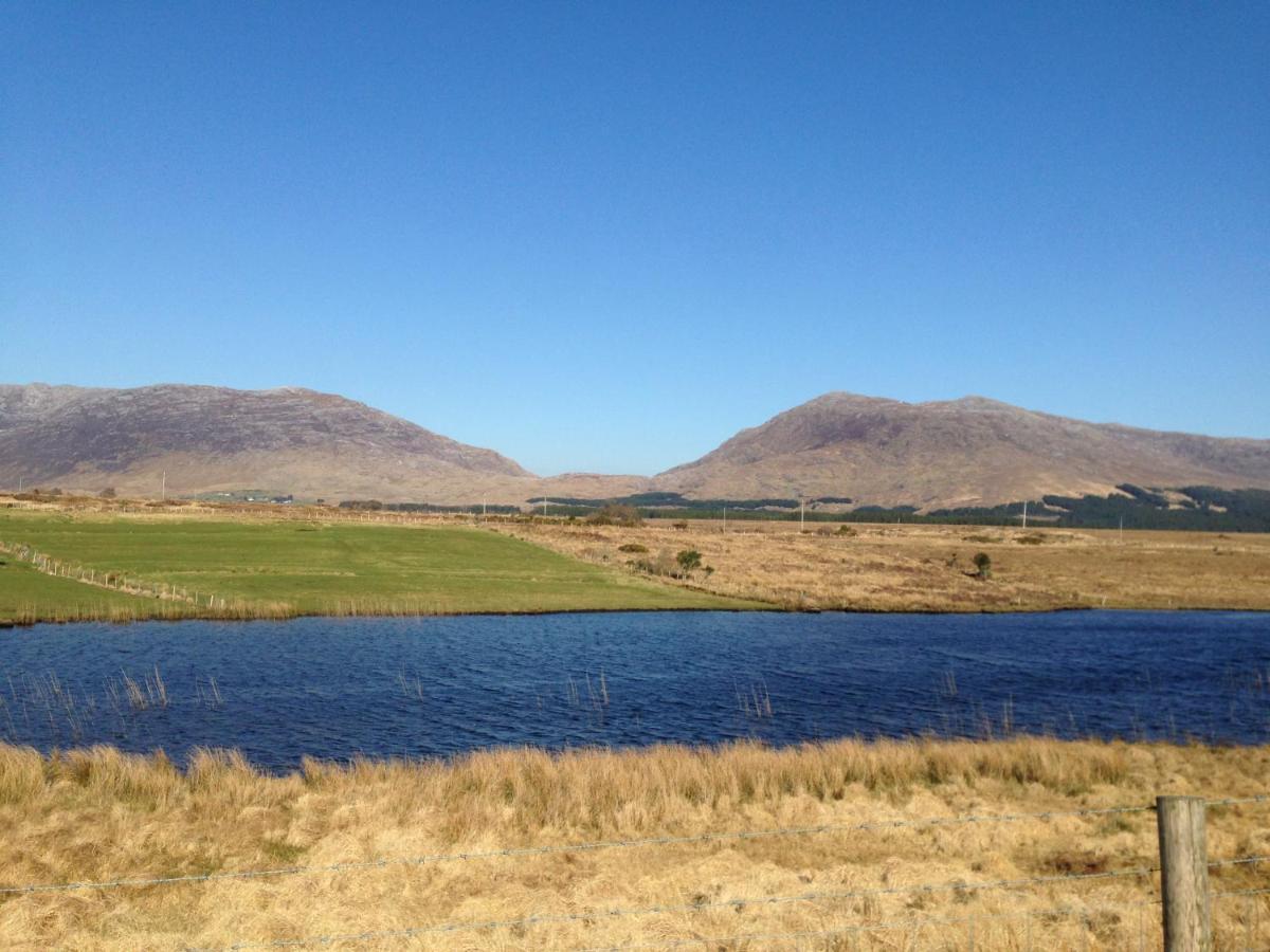 مبيت وإفطار ريسيس Railway View - Connemara المظهر الخارجي الصورة